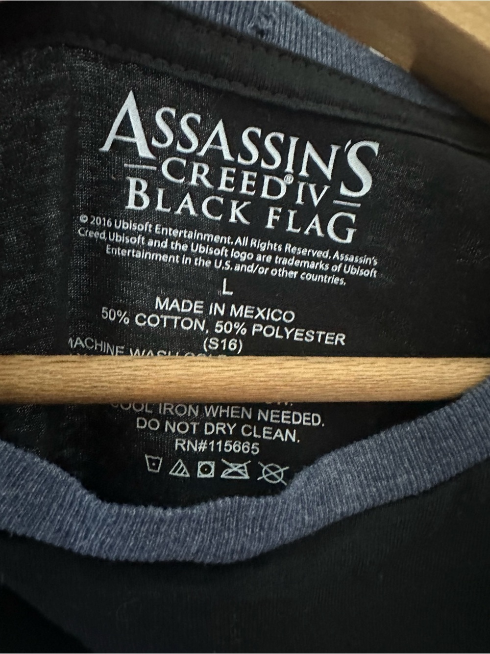 Assassin’s Creed Men's Long Sleeve Graphic Tee - Blue with Gold Emblem - Picture 2 of 3